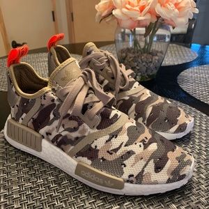 Adidas Brown Camo NMD R1 (G27915) sz US 9